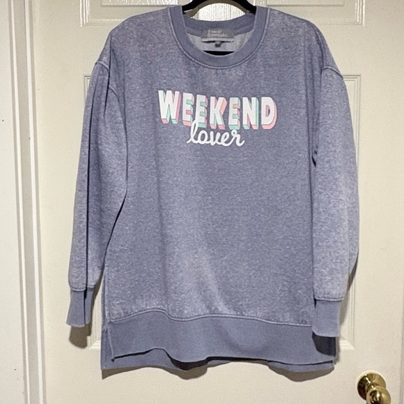 Sweatshirt. - Picture 1 of 3